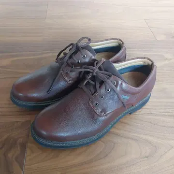 Clarks Un Tread Lo GTX