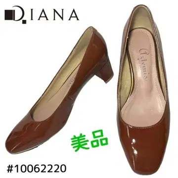 Diana 에나멜 펌프스 스퀘어토