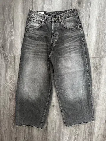 ZARA 배기 데님