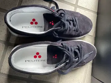 PEUTEREY 네이비 스니커즈