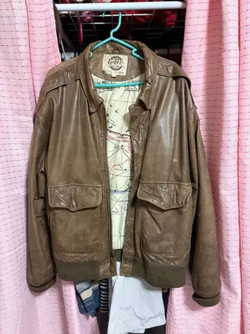 한 점뿐인 vintage 플라이트 자켓