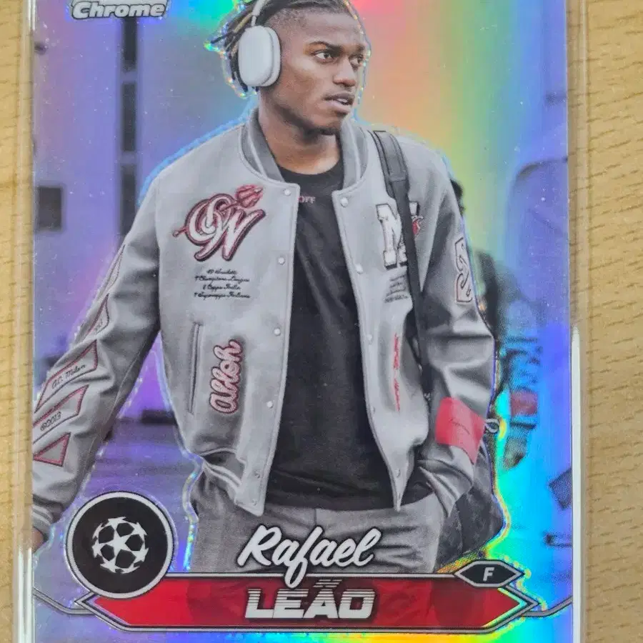 23/24 Topps Stadium Club AC Milan Rafael Leão Refractor Soccer Card #탑스스타디움 카드,#스포츠카드,#레앙카드,#ac밀란카드 on Bunjang Global Site.