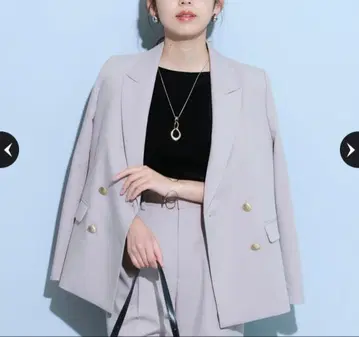 새상품 미사용 택 포함 JUSGLITTY 더블 버튼 테일러 자켓