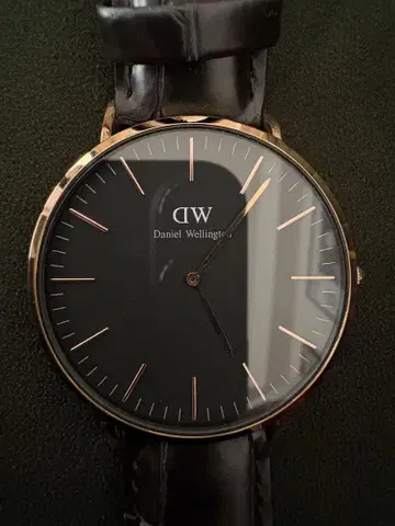 Daniel Wellington 블랙/골드 새상품급