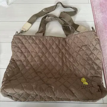 BARNEYS NEW YORK 퀼팅 마더백 (파우치 없음)