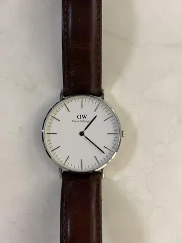 다니엘 웰링턴 손목시계 0607DW 36mm