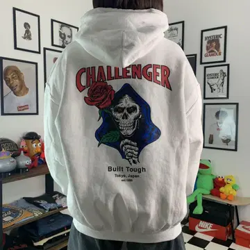 CHALLENGER SPADE SKULL HOODIE