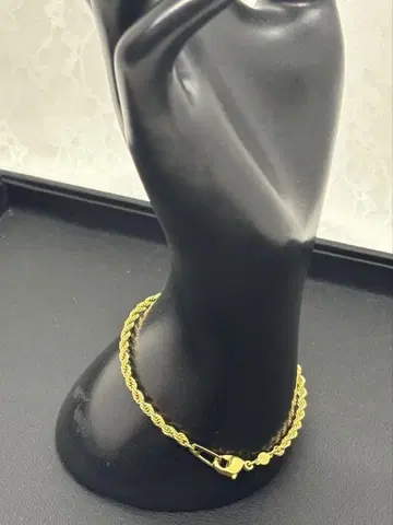 새상품급 골드 트위스트 체인 팔찌 여성용 세련된 고급