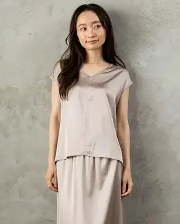 이즈 크리에이션 실크 새틴 블라우스 상의 이너 일본제