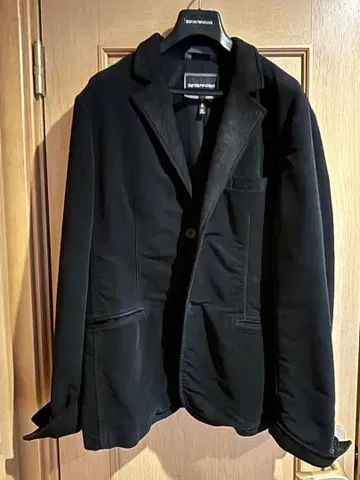 엠포리오 아르마니 벨로아 자켓 XL