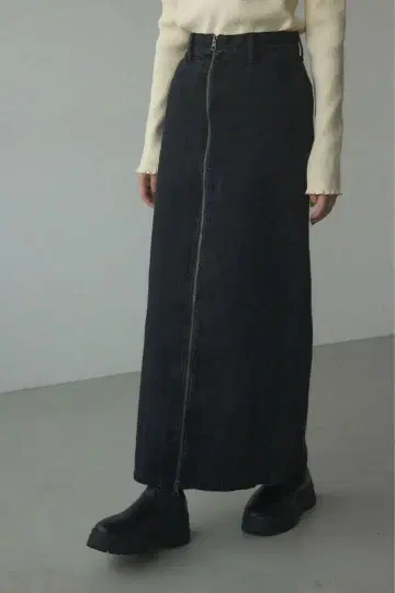 BLACK by moussy front zip skirt