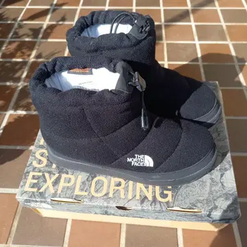 THE NORTH FACE 블랙 어그 부츠