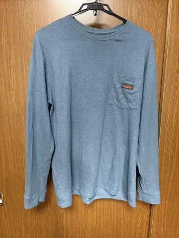 Patagonia M 사이즈 블루 긴팔 티셔츠