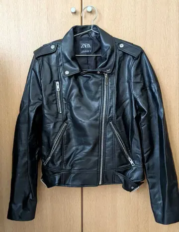 ZARA 블랙 가죽 라이더 자켓