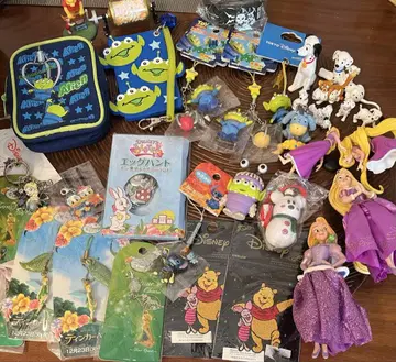 디즈니 토이스토리 라푼젤 팅커벨 피규어