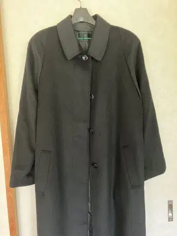 블랙 롱 코트, 캐시미어 100% 미사용입니다.