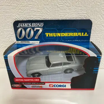 JAMES BOND 007 Thunderball Aston Martin