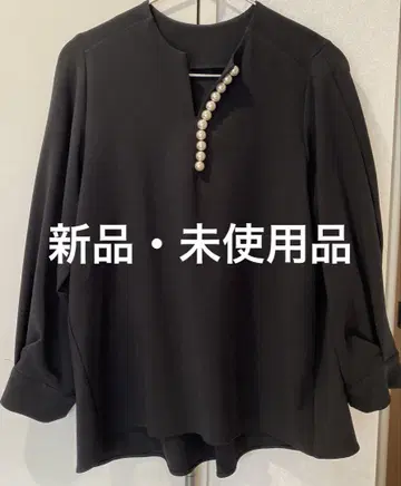 새상품 미사용 토널 키넥 진주 블라우스 블랙