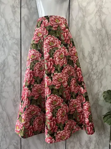 [ 새상품급 ] ESCADA 플라워 프린트 자카드 스커트