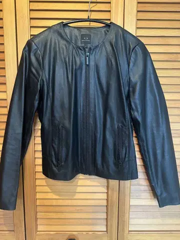 Armani Exchange 블랙 가죽 자켓 S