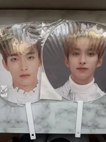 seventeen DK 부채 세트