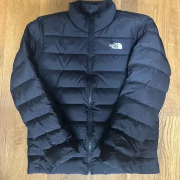 THE NORTH FACE 블랙 다운 자켓
