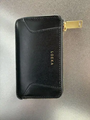 LOEKA 블랙 가죽 카드 케이스