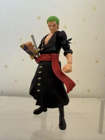 S.H.Figuarts 로로노아 조로 -오니가시마 토벌-