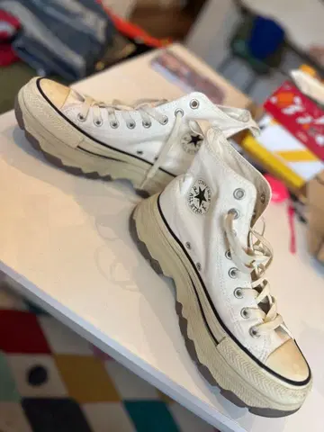 컨버스 하이컷 스니커즈 화이트