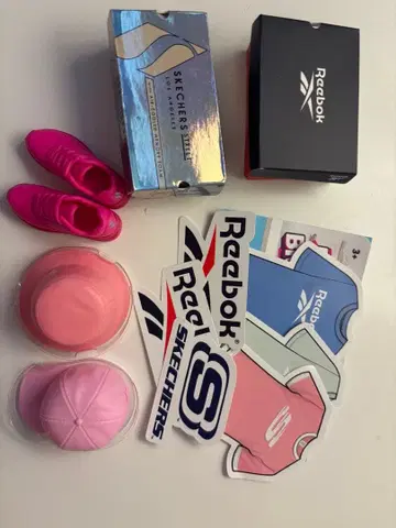 미니 브랜드 스니커즈 시리즈 스케쳐스 리복