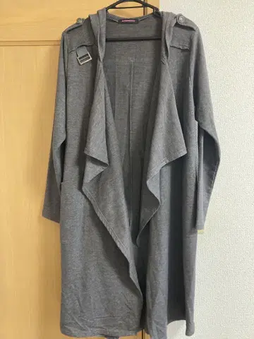ALGONQUINS 후드 부착 그레이 롱 코트