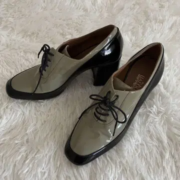 REBECCA BALDUCCI 청키힐 펌프스 가죽 에나멜