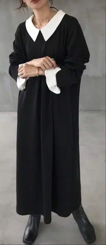 카라 부착 원피스 자라 디홀릭
