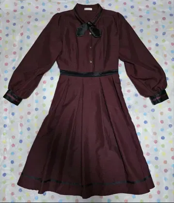 axes femme 타이 포함 원피스