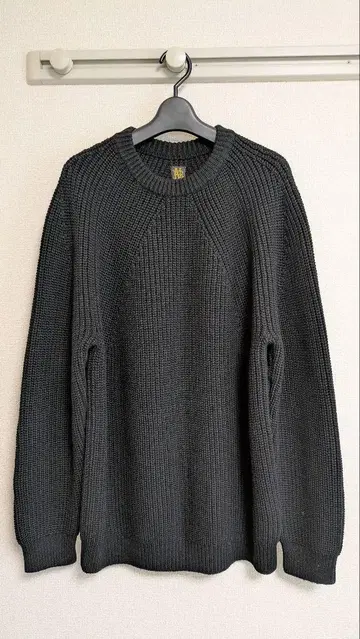 BATONER SIGNATURE CREW NECK