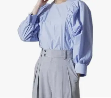 나노 유니버스 볼륨 슬리브 블라우스