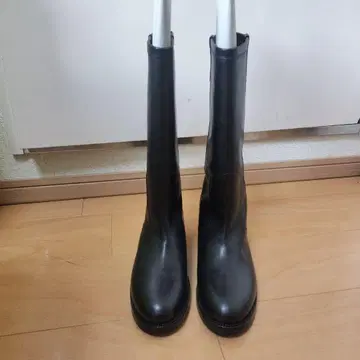 새상품 블랙 가죽 사이드 고어 롱 부츠 38