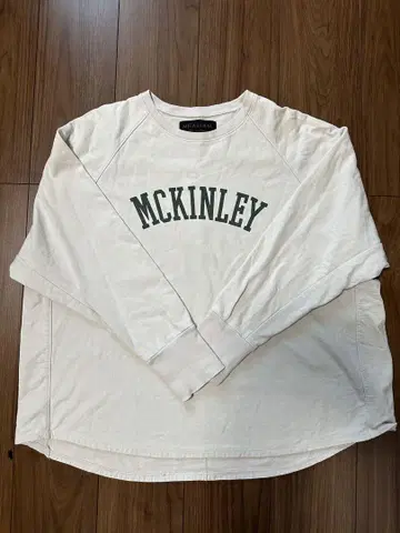 MICA & DEAL 아이보리 트레이닝복 MCKINLEY