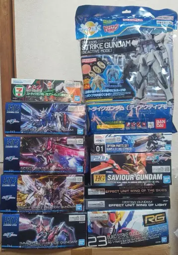 건담 프라모델 11개 묶음 판매