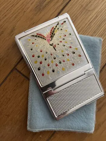 레트로 거울