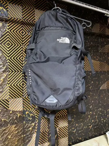 THE NORTH FACE 블랙 백팩