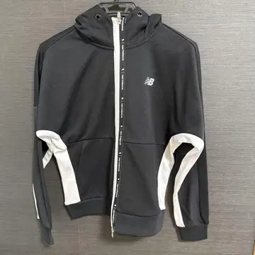 컨디션 최상 뉴발란스 후드티 돌먼 S