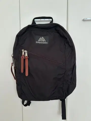 GREGORY 블랙 백팩