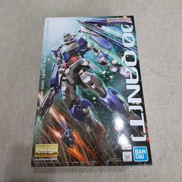 MG 1/100 더블오 퀀터