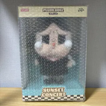 POPMART CRYBABY Sunset Concert 봉제 인형
