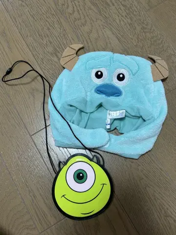 몬스터즈 잉크 샐리 모자와 마이크의 라이트