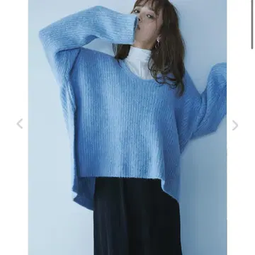 emmi 알파카 V넥 긴팔 니트