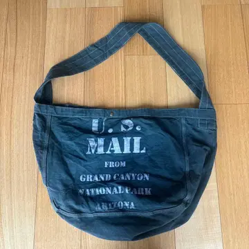U.S. MAIL 메신저 백 다크 그레이
