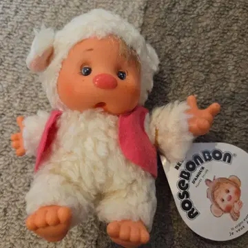 로즈 모자 꽁지 봉제 인형