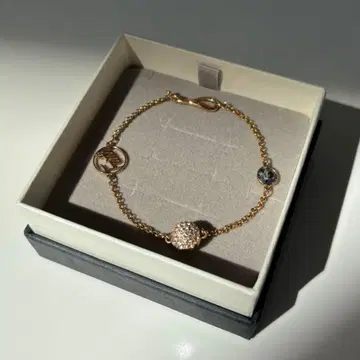[ 새상품급 ] Swarovski 스와로브스키 팔찌